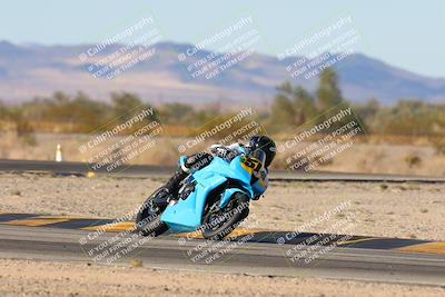 media/Nov-16-2024-CVMA (Sat) [[0e4bb1f32f]]/Race 9-Amateur Supersport Middleweight/